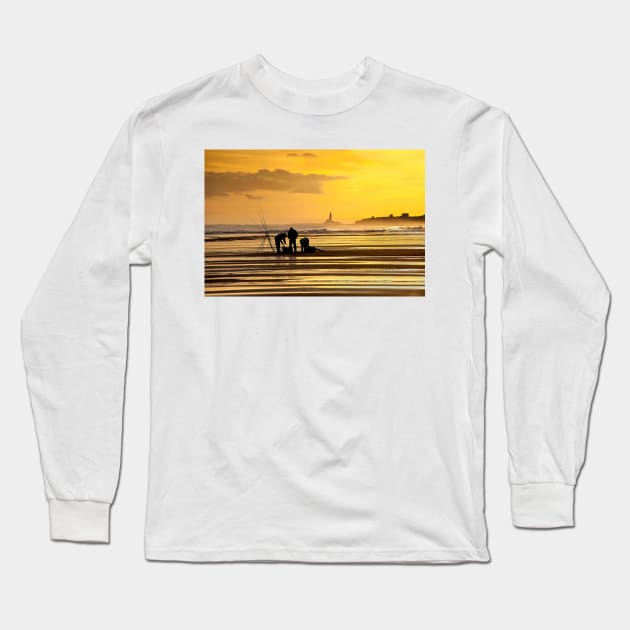 Fishermen at daybreak Long Sleeve T-Shirt by Violaman